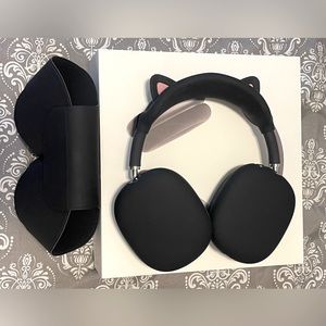 Black AirPods Max